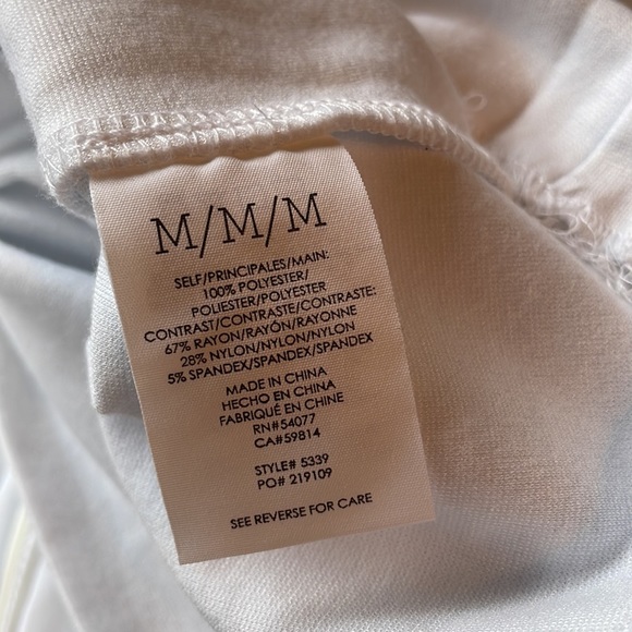 Cabi Indulge blouse NWOT - Picture 9 of 9